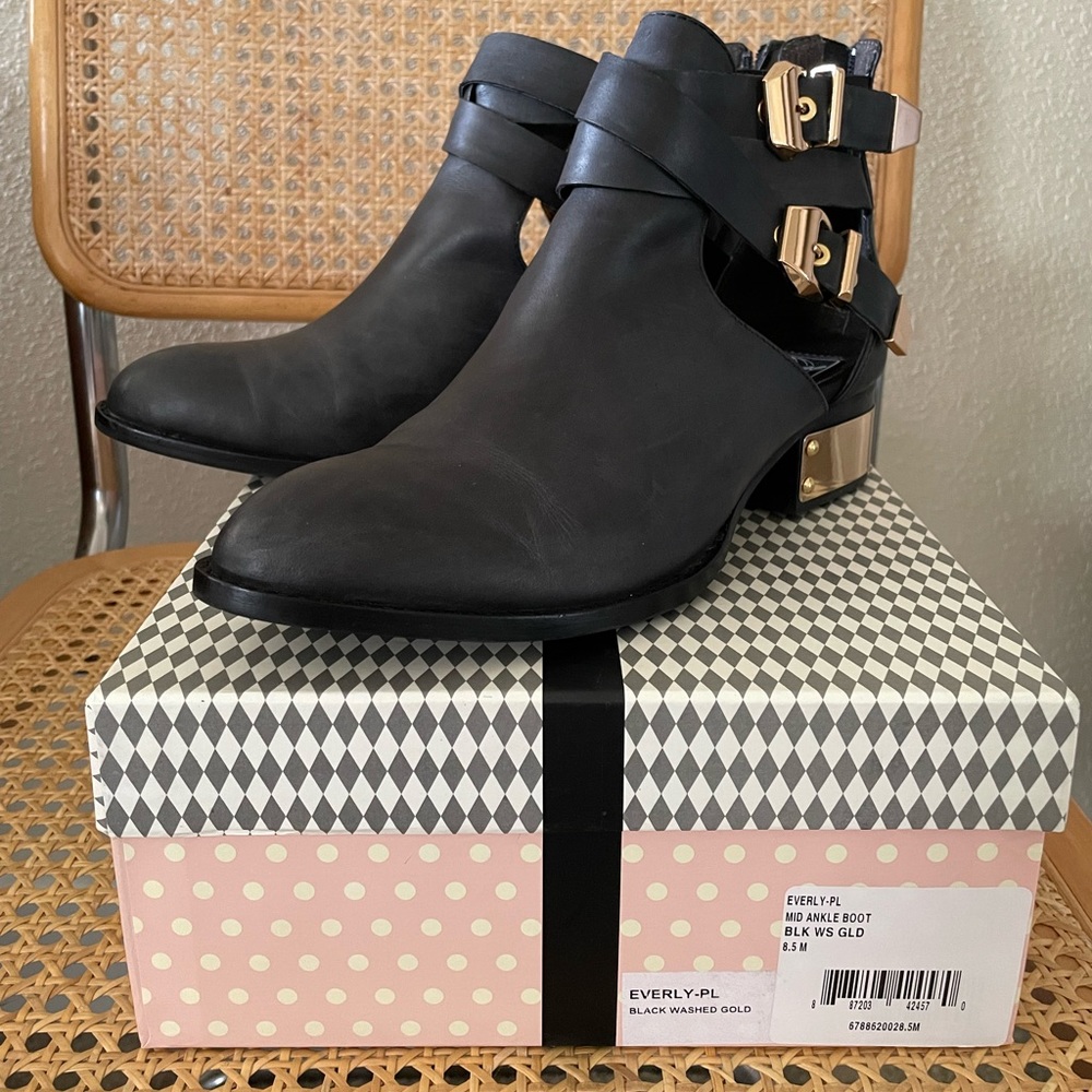 Jeffrey Campbell Everly Cutout Booties